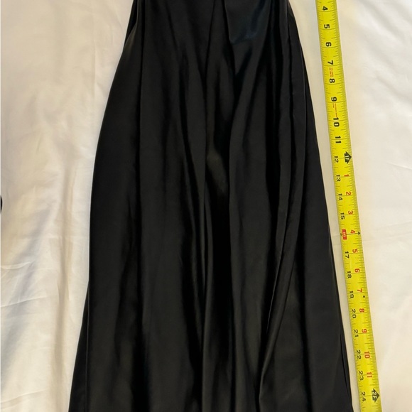 Faux Leather Midi Skirt in Black size 6 - Picture 6 of 6